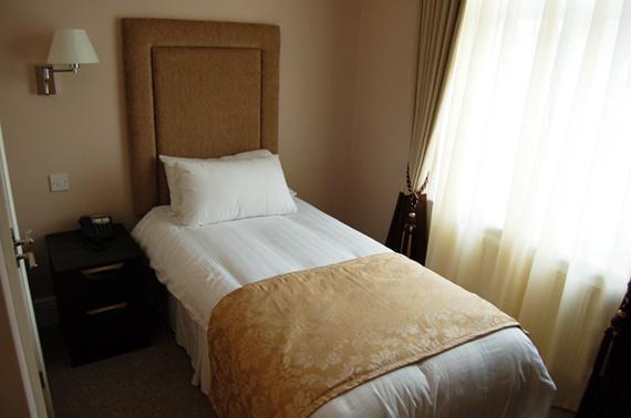 Devonshire Hotel Hornchurch Pokoj fotografie
